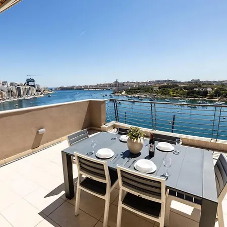 Ph With Terrace 3 Bed & Views *