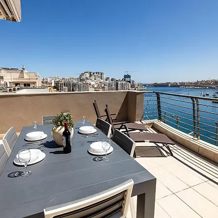 Ph With Terrace 3 Bed & Views شقة