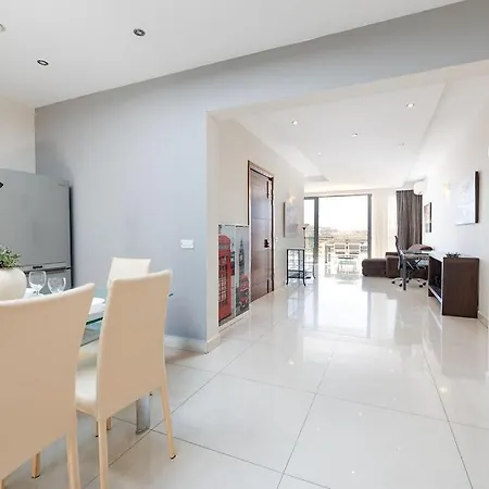 Ph With Terrace 3 Bed & Views *