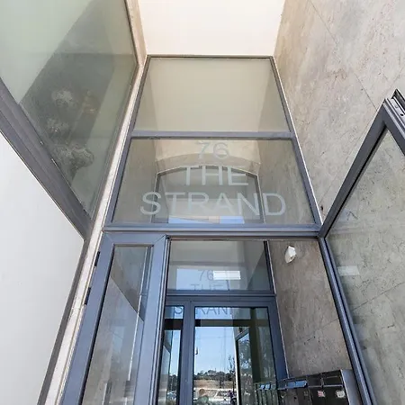 Ph With Terrace 3 Bed & Views شقة *
